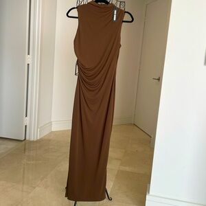 Elegant Brown Sleeveless Dress